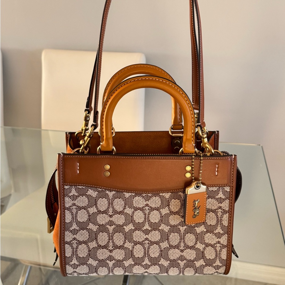 Coach Rouge 25 ♥️SOLD♥️